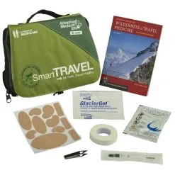 Adventure Medical Kits Smart Travel Kit -Women's Jackets Sales Store 0130 0435 smart travel kit featured contents rsz 99029.1626821888