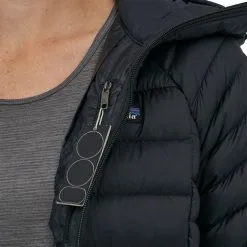 Patagonia Down Sweater Hoody - Women's (Fall 2022) -Women's Jackets Sales Store WBF22 84712 BLK MWPATCH rsz 80388.1661278032